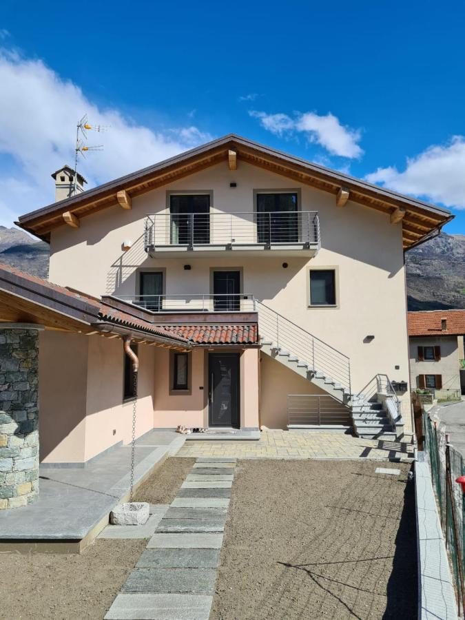 Casa Vacanza Lo Nano Fenis Exterior photo
